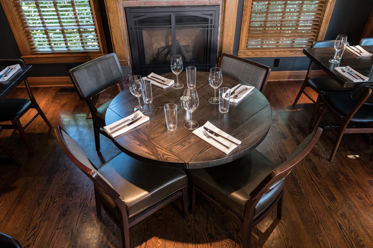 Brick Street Inn Zionsville Екстериор снимка