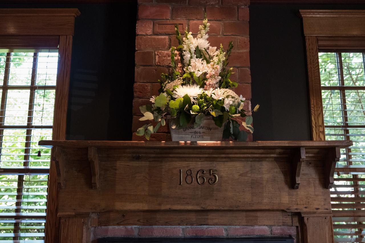 Brick Street Inn Zionsville Екстериор снимка