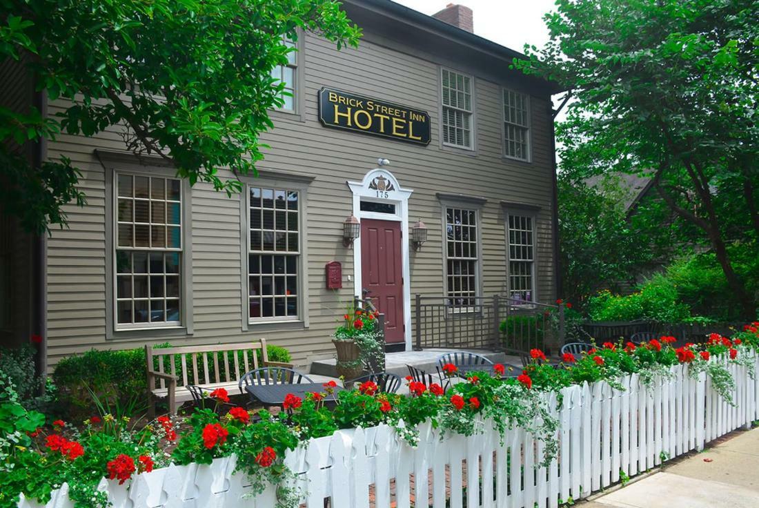 Brick Street Inn Zionsville Екстериор снимка